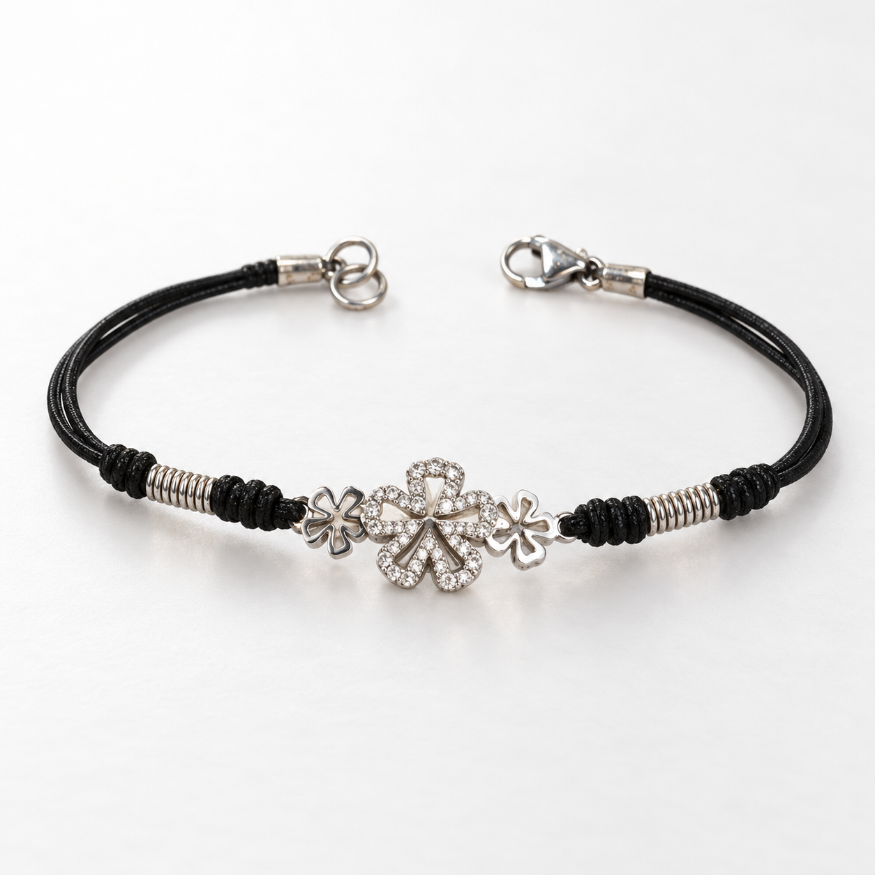 Bracelet femme argent 925 – Cordon noir et 3 fleurs ajourées